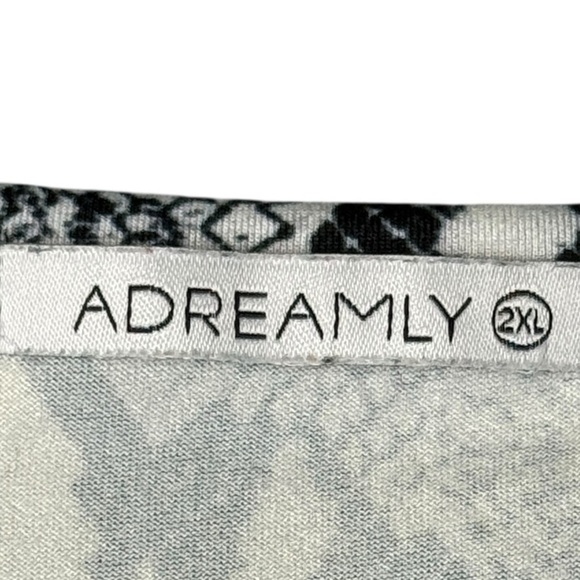 Adreamly Plus Size Animal / Leopard Print Cold Shoulder Knit Top. Size 2X #1501 - Picture 5 of 5